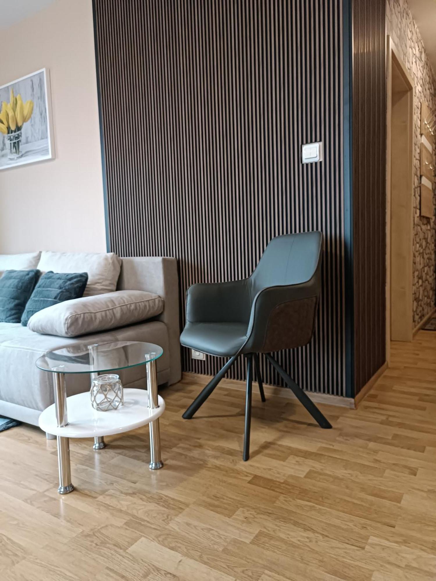 Liptovský Mikuláš Apartman Elegance חדר תמונה